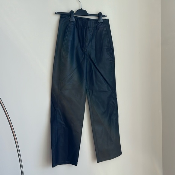 Aritzia Wilfred Free Leather Pants - Picture 5 of 9